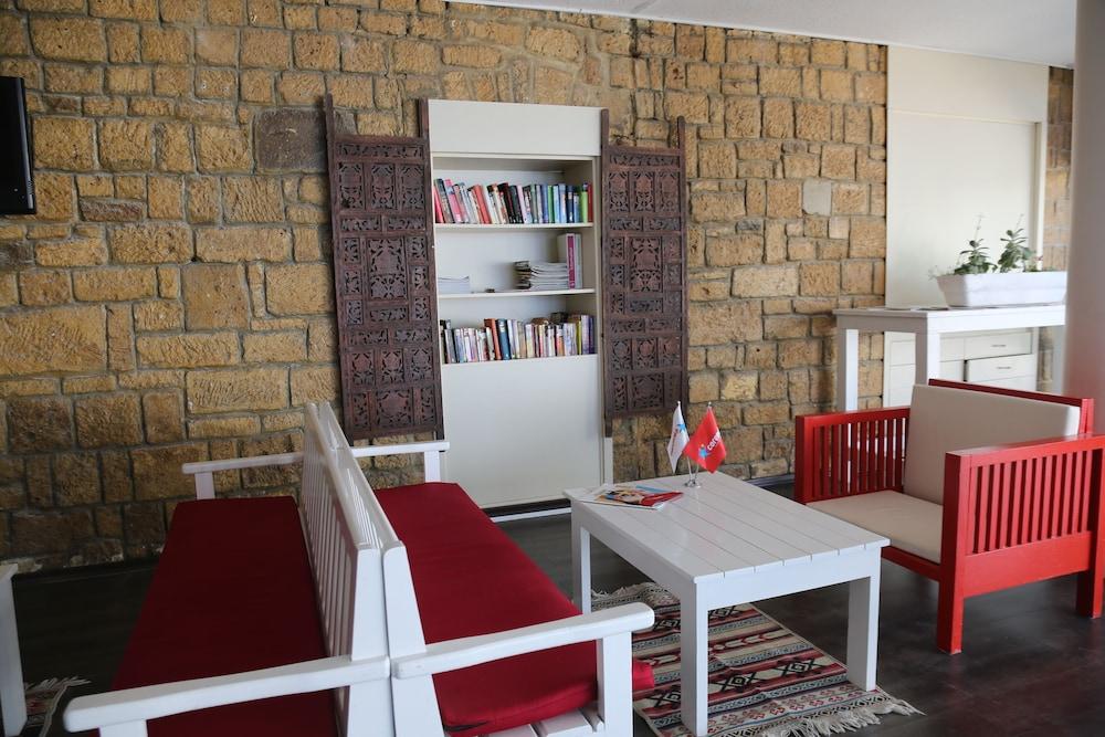 A 11 Hotel Çeşme Exteriér fotografie