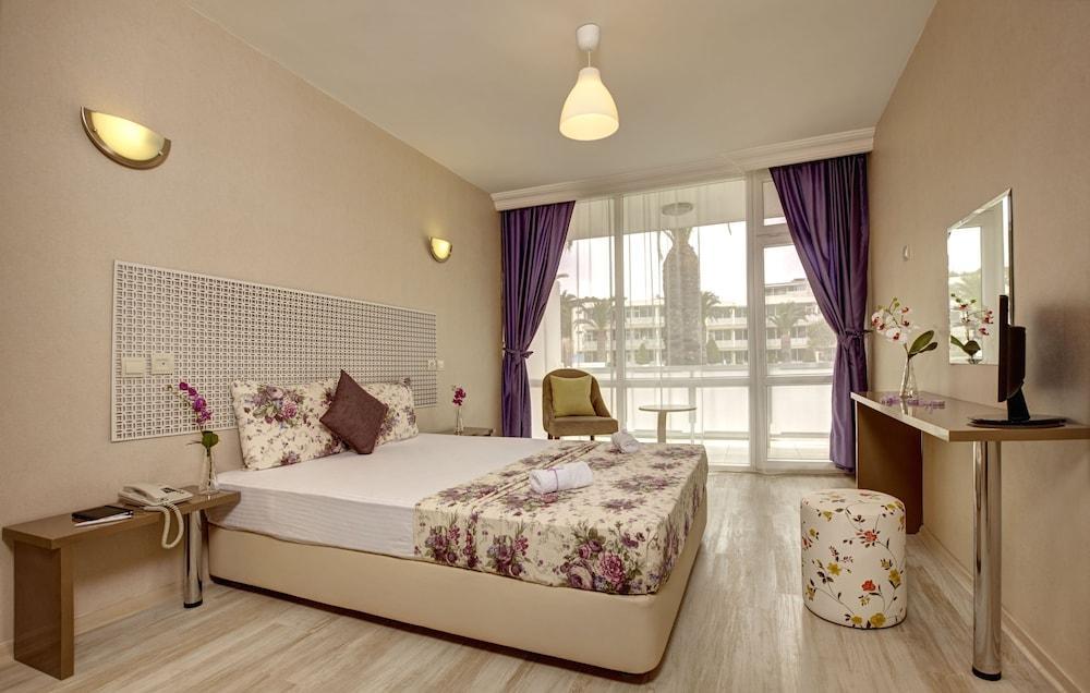 A 11 Hotel Çeşme Exteriér fotografie