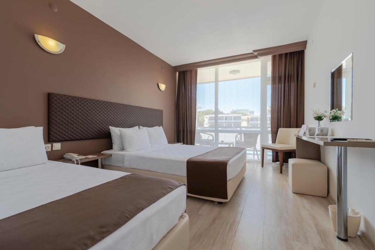 A 11 Hotel Çeşme Exteriér fotografie